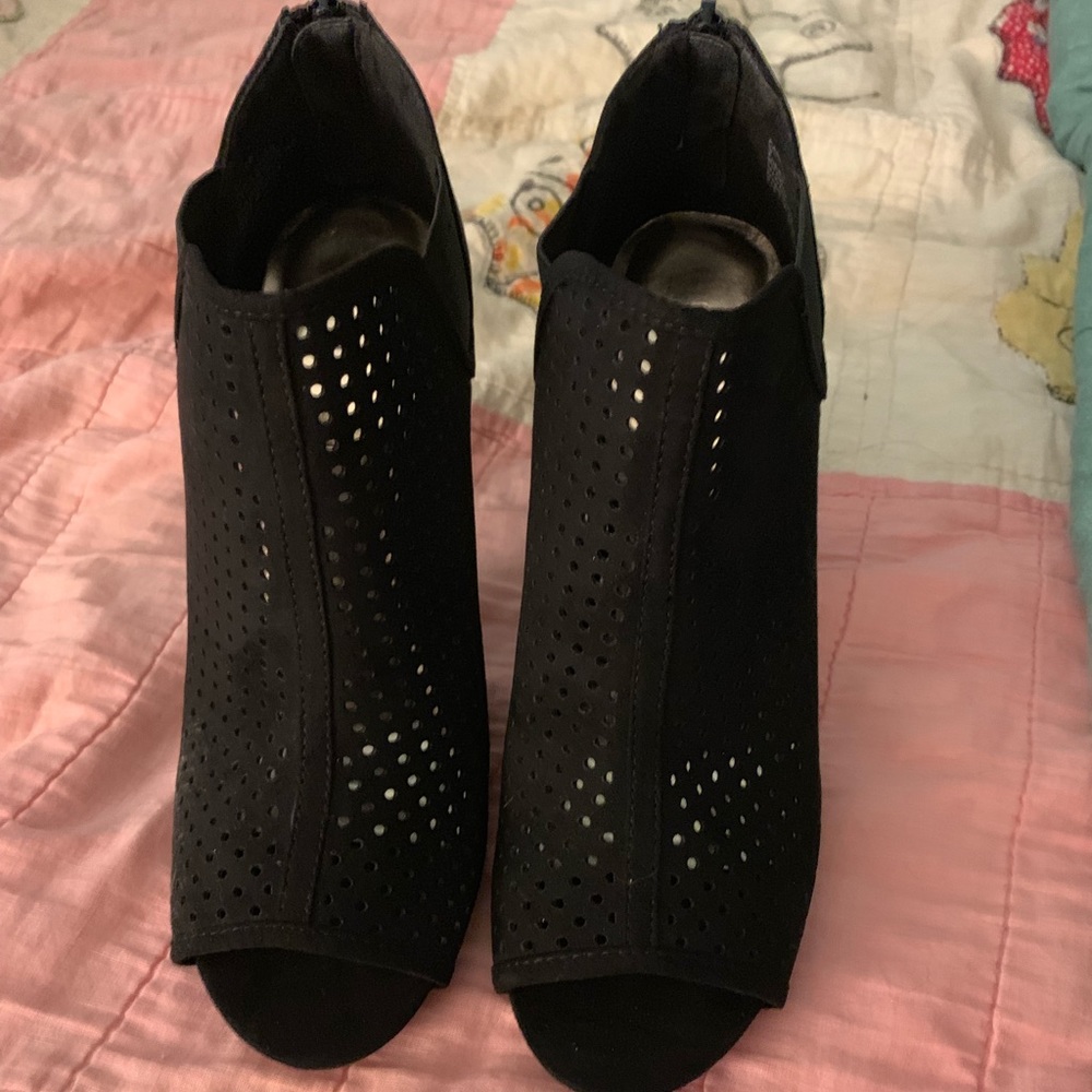 Madden Girl Black Heels